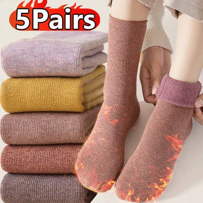 Women Winter Velvet Snow Boots Socks