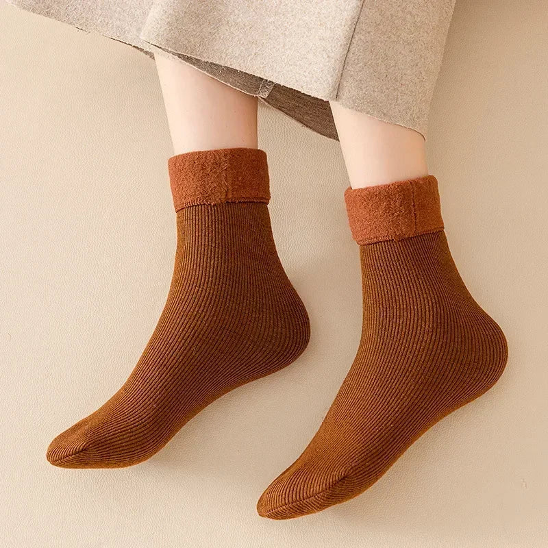 Women Winter Velvet Snow Boots Socks